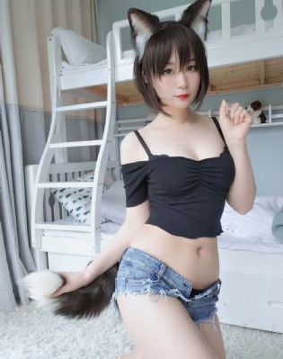 成人秘秘密屋_剧情片完整在线观看