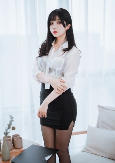欧美头像女生真人_1080免费观看超清