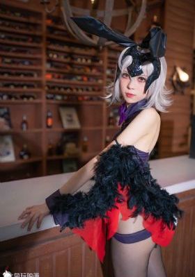 欧美中日韩免费观看网站精品_未删减完整版