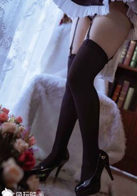 欧美清冷girl香水_DVD韩国电影在线观看