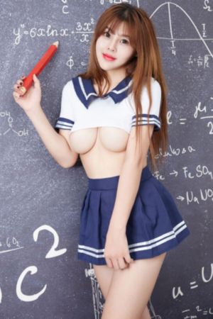 欧美性感泳装美女_手机免费观看
