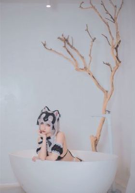 欧美大胆艺术美女_4K免费电视剧